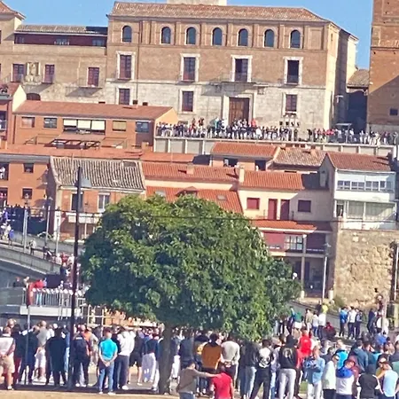 別荘 El Palacio De Juana トルデシリャス
